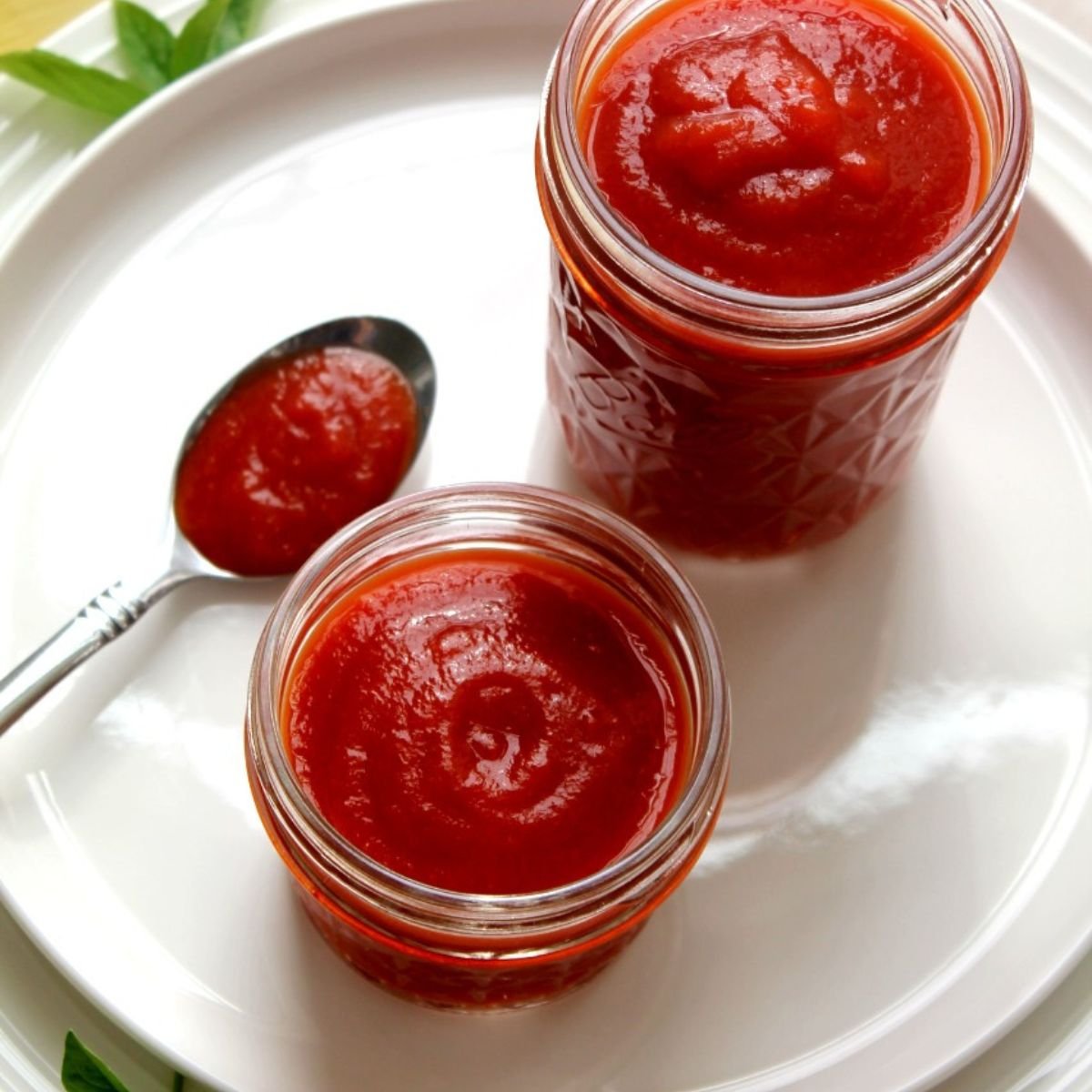 Del Monte Sweet and Spicy Tomato Ketchup Spout 900gm